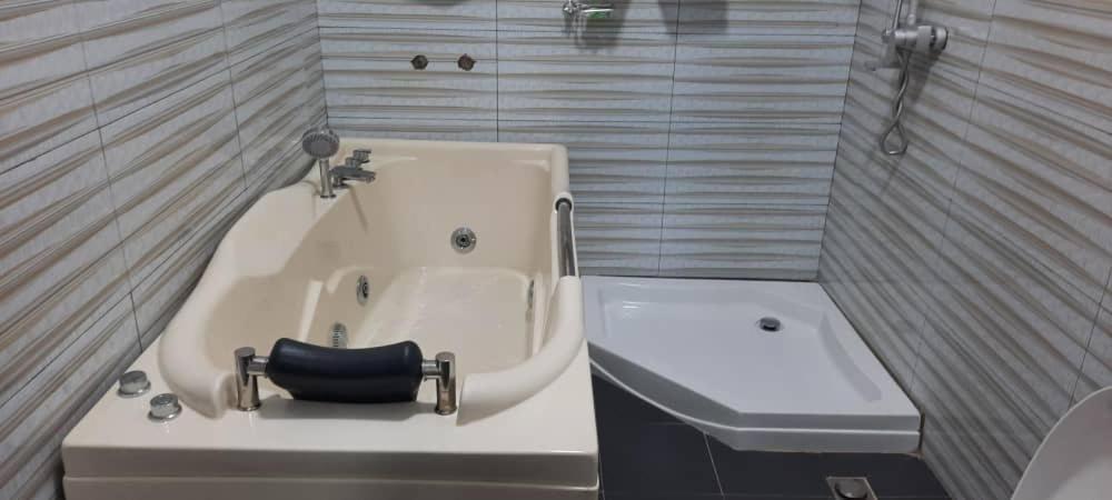 Residence Ivoire קוטונו מראה חיצוני תמונה